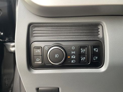 New 2026 Ford F250 XLT w/ XLT Premium Package image 17