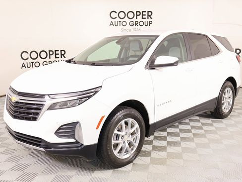 Used 2023 Chevrolet Equinox LT w/ Driver Convenience Package image 10