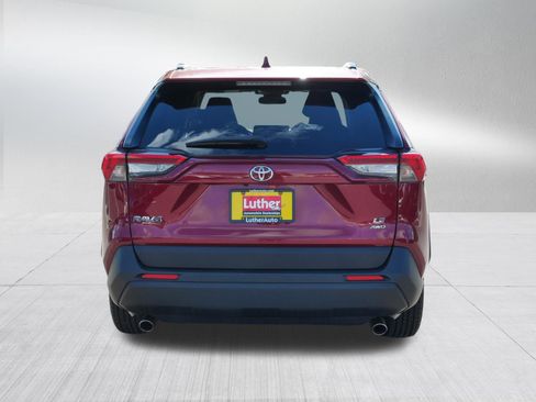 Used 2019 Toyota RAV4 LE w/ Carpet Mat Package AWD/4WD image 6