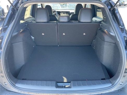 New 2025 Nissan Kicks SR image 11