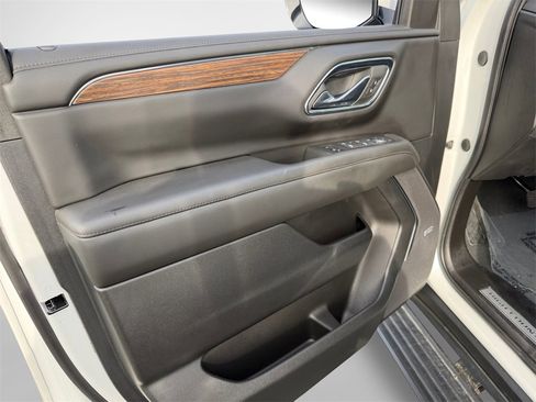 Certified 2024 Chevrolet Tahoe High Country w/ Premium Package image 14