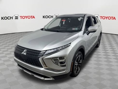 Used 2025 Mitsubishi Eclipse Cross SE image 3