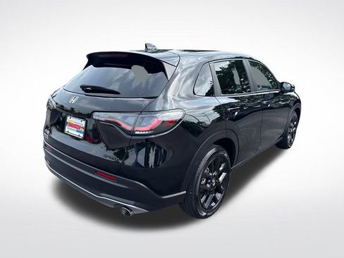 Certified 2025 Honda HR-V Sport image 5