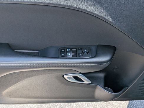 Certified 2022 Dodge Challenger GT RWD image 11