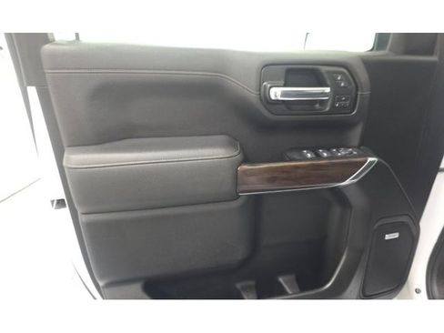 Used 2019 GMC Sierra 1500 SLT w/ SLT Premium Package AWD/4WD image 7