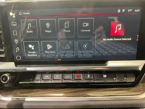 New 2026 GMC Sierra 1500 Elevation image 14