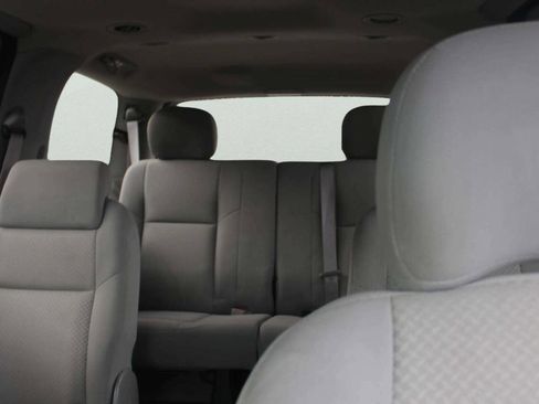 Used 2006 Pontiac Montana SV6 w/ Convenience Package image 6