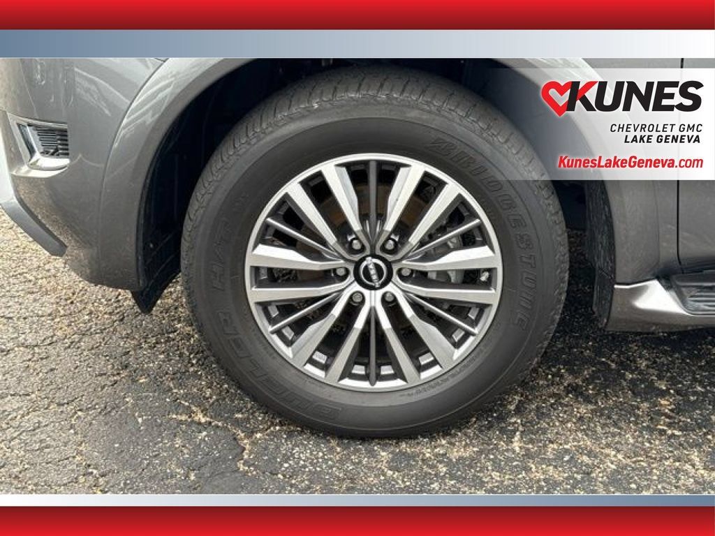 Used 2022 Nissan Armada SV w/ SV Appearance Package AWD/4WD image 11