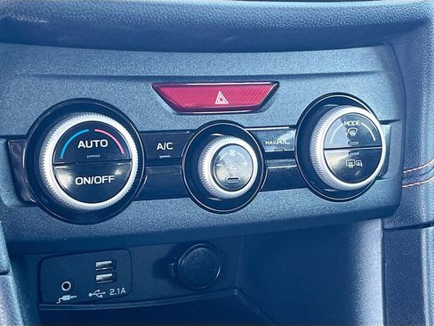 Used 2023 Subaru Crosstrek 2.0i Premium image 15