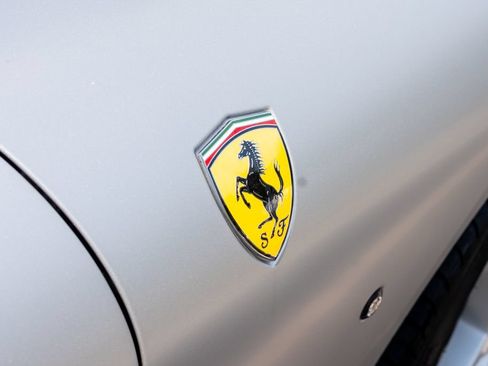 Used 2022 Ferrari Roma RWD image 15