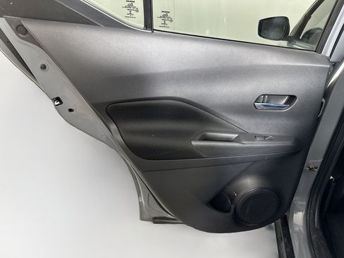Used 2021 Nissan Kicks SV FWD image 24