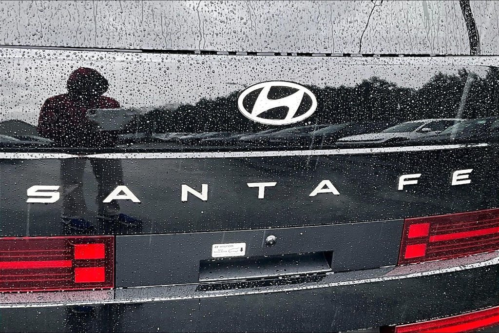 Certified 2026 Hyundai Santa Fe SE AWD/4WD image 10