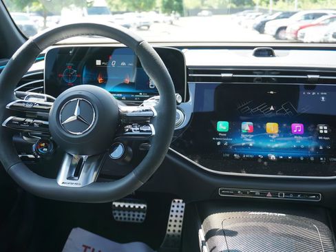 New 2026 Mercedes-Benz E 53 AMG e 4MATIC Sedan image 26