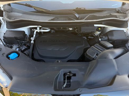 Used 2022 Honda Passport TrailSport image 16