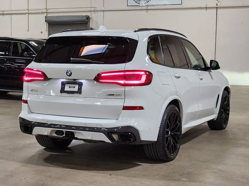 Used 2023 BMW X5 xDrive40i w/ Executive Package image 8