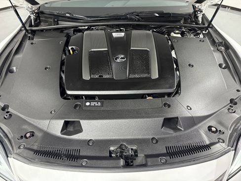 Used 2021 Lexus LS 500 AWD w/ Interior Upgrade Package image 30