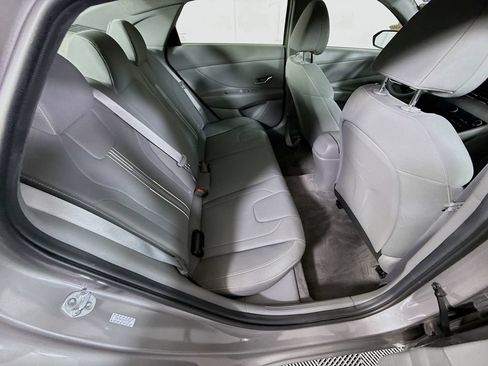 Used 2023 Hyundai Elantra SEL w/ Cargo Package FWD image 28