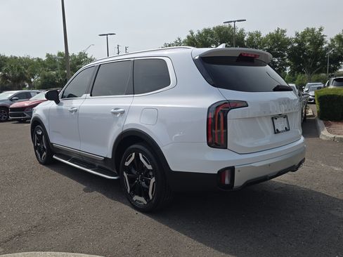 Certified 2023 Kia Telluride EX FWD image 6