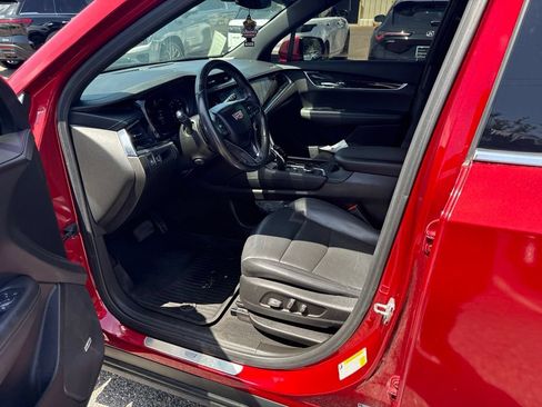 Used 2021 Cadillac XT6 Premium Luxury FWD image 13