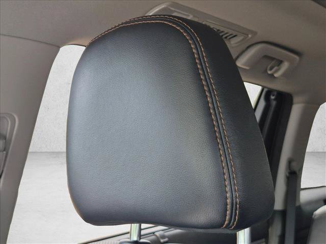 Used 2017 Toyota Highlander Limited Platinum AWD/4WD image 13