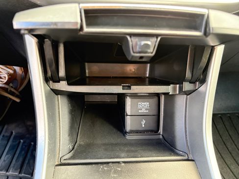 Used 2015 Honda Accord LX image 19
