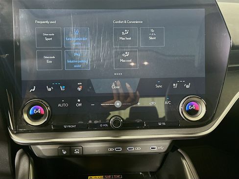 Used 2023 Lexus RZ 450e Premium w/ Technology Package AWD/4WD image 24