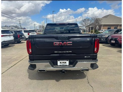 Used 2023 GMC Sierra 1500 SLT AWD/4WD image 4