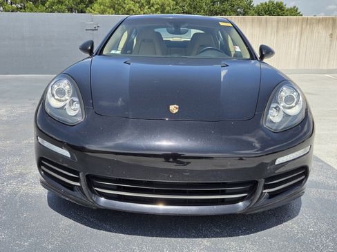 Used 2016 Porsche Panamera 4 AWD/4WD image 8