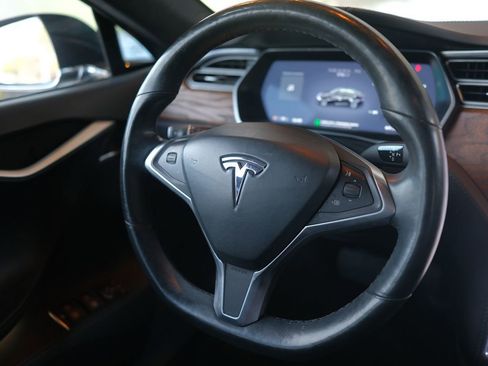 Used 2017 Tesla Model S 75D image 33