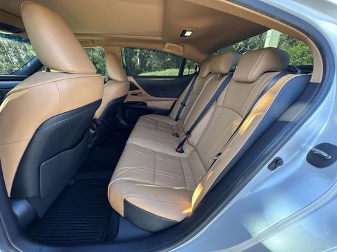 Used 2024 Lexus ES 350 Ultra Luxury image 27