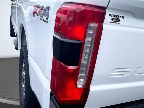 Used 2024 Ford F250 Lariat w/ Lariat Ultimate Package AWD/4WD image 25