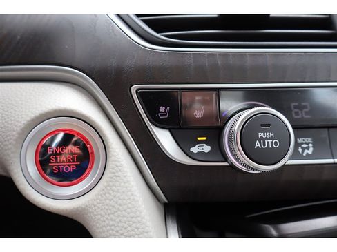 Used 2018 Honda Accord Touring image 37