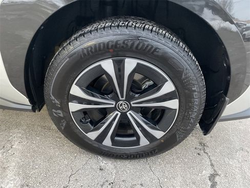 Used 2025 Toyota bZ4X AWD image 10