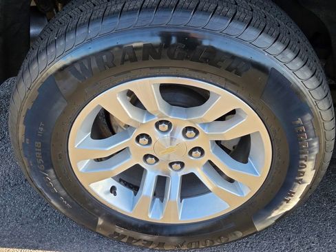 Used 2016 Chevrolet Tahoe LT w/ Luxury Package AWD/4WD image 11