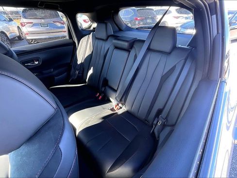 Certified 2025 Acura MDX w/ Technology Package image 36