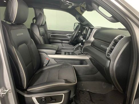 Used 2020 RAM 1500 Laramie AWD/4WD image 25