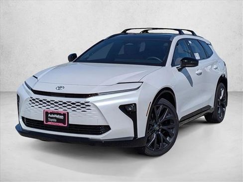 New 2026 Toyota Crown Signia AWD/4WD image 1