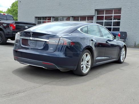 Used 2014 Tesla Model S 60 RWD image 5