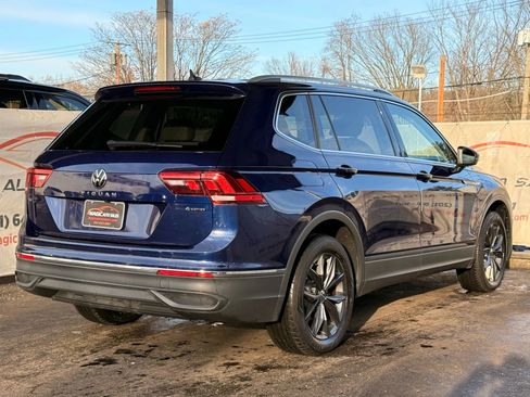 Used 2022 Volkswagen Tiguan SE image 9