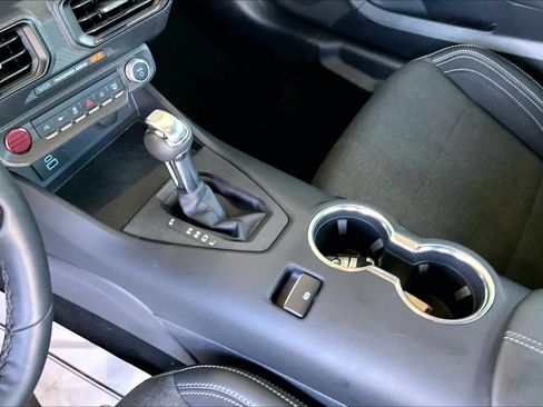 Used 2025 Ford Mustang Coupe RWD image 13