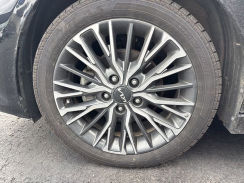 Used 2023 Kia Forte GT-Line image 14