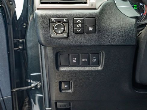 Certified 2023 Lexus GX 460 Premium w/ Premium Plus Package AWD/4WD image 20