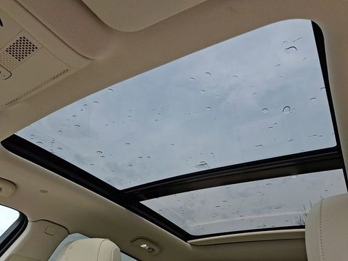 Used 2026 Cadillac XT5 Premium Luxury w/ Driver Assist Package image 13