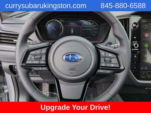 Used 2025 Subaru Forester Premium image 19