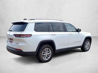 Used 2023 Jeep Grand Cherokee L Laredo AWD/4WD video 3