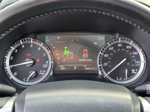 Used 2022 Toyota Highlander XLE image 24