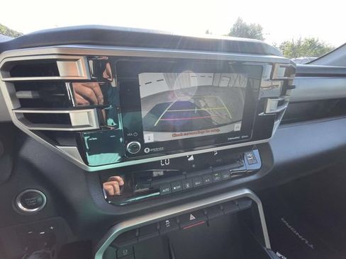 Used 2023 Toyota Tundra SR5 w/ SR5 Convenience Package AWD/4WD image 38