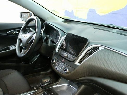 Used 2023 Chevrolet Malibu LT w/ Sport Edition FWD image 10