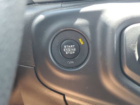 Used 2019 Jeep Wrangler Unlimited Sport AWD/4WD image 30