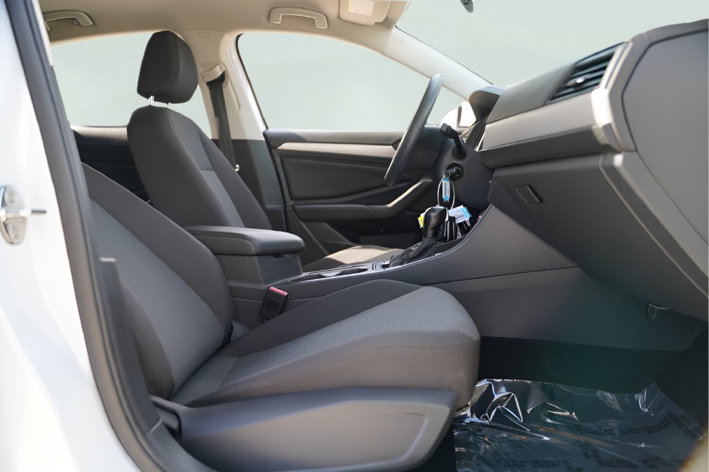 Used 2019 Volkswagen Jetta S w/ Driver Assistance Package FWD image 21